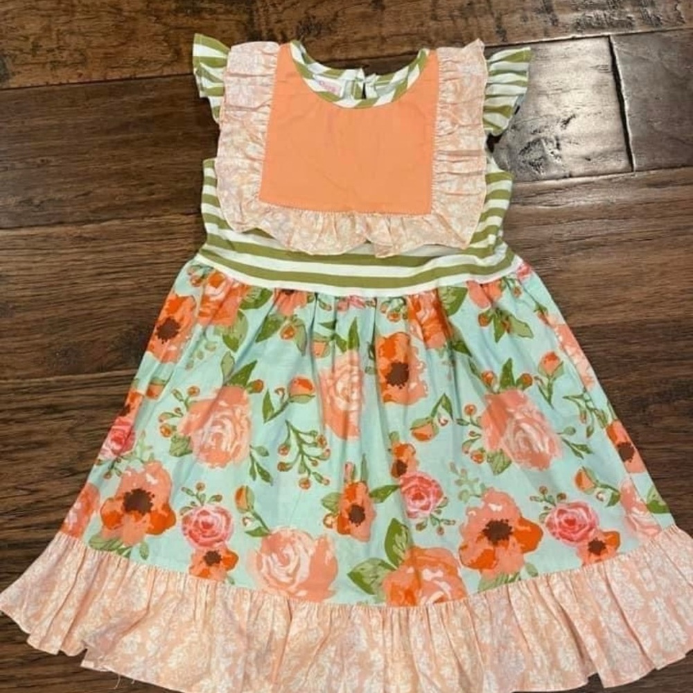 Charming Floral Kids Dress with Ruffle Accents